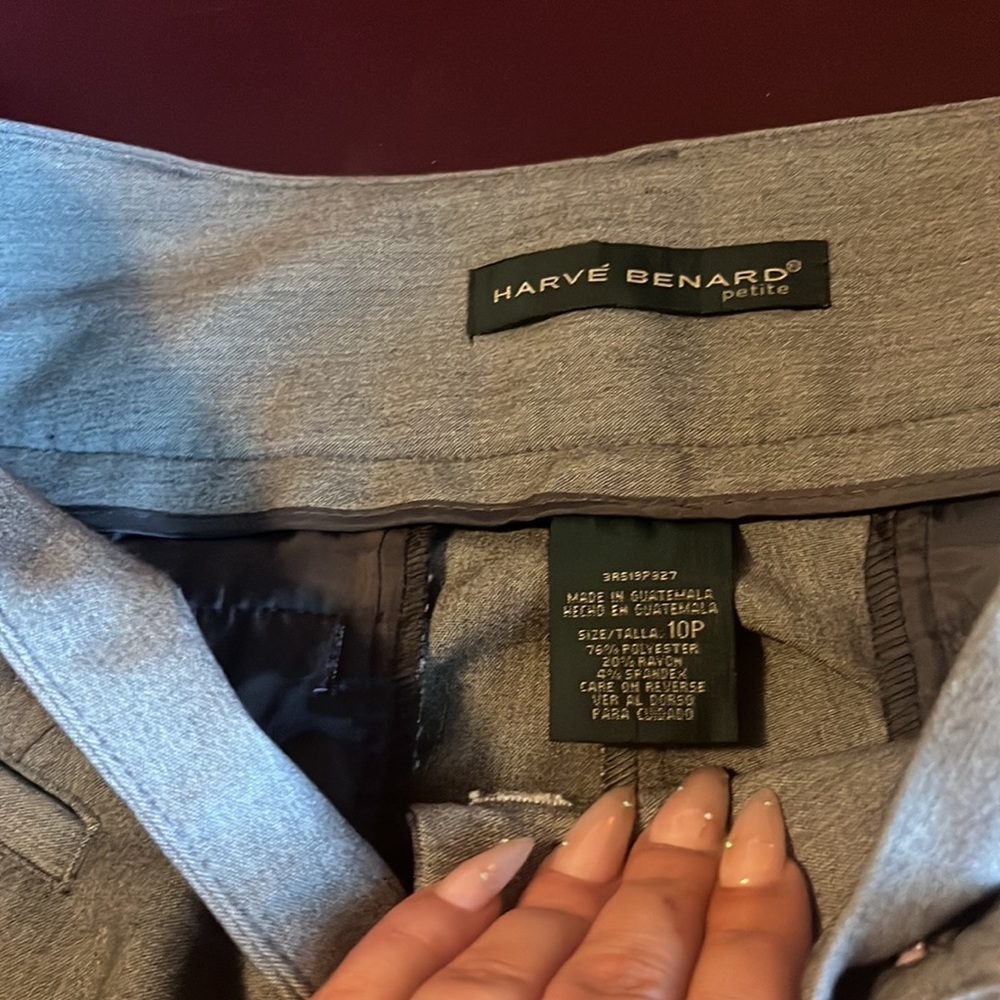 Light grey slacks size 10P - Picture 3 of 3